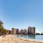 Remarkable 3-bed In Apartamento Torrevieja