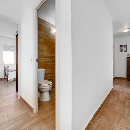 Apartament Remarkable 3-bed In *