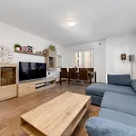 Remarkable 3-bed In Torrevieja